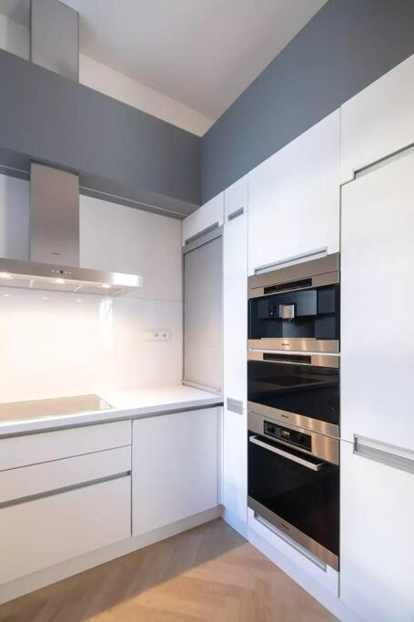 Luxury Apartment On Old Town Square Prague Exterior photo